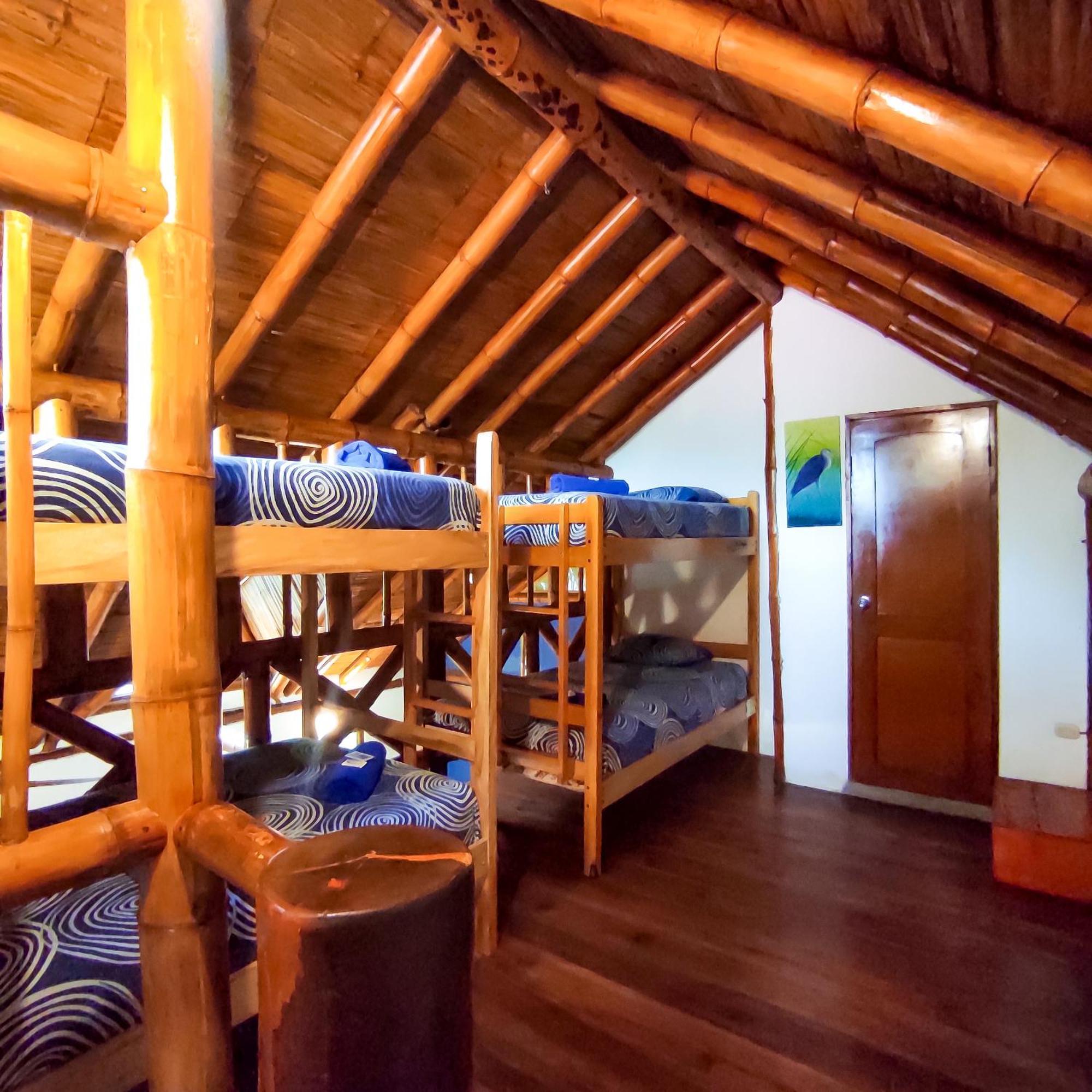 Montanita Cabanas Стая снимка